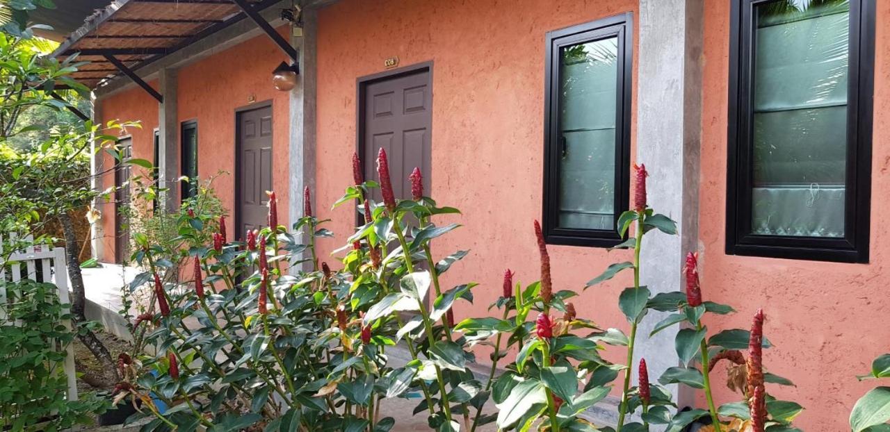 2 Home Chalong Exterior foto