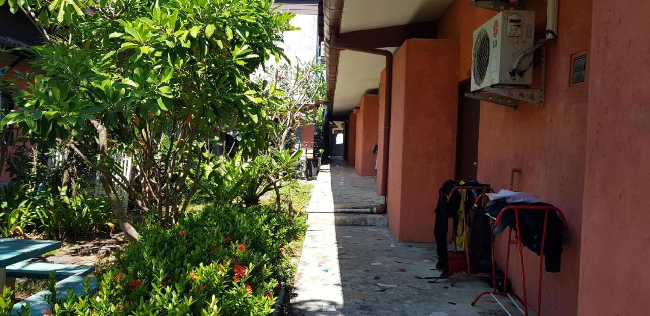 2 Home Chalong Exterior foto