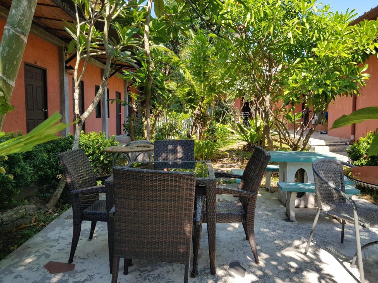 2 Home Chalong Exterior foto